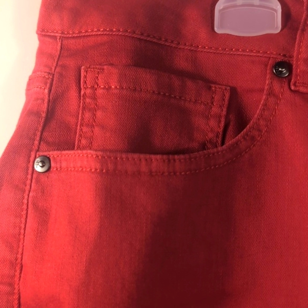 NWT Lane Bryant Girlfriend Shorts Red Plus Size 24 | Stretch Mid-Rise Denim - Picture 6 of 14